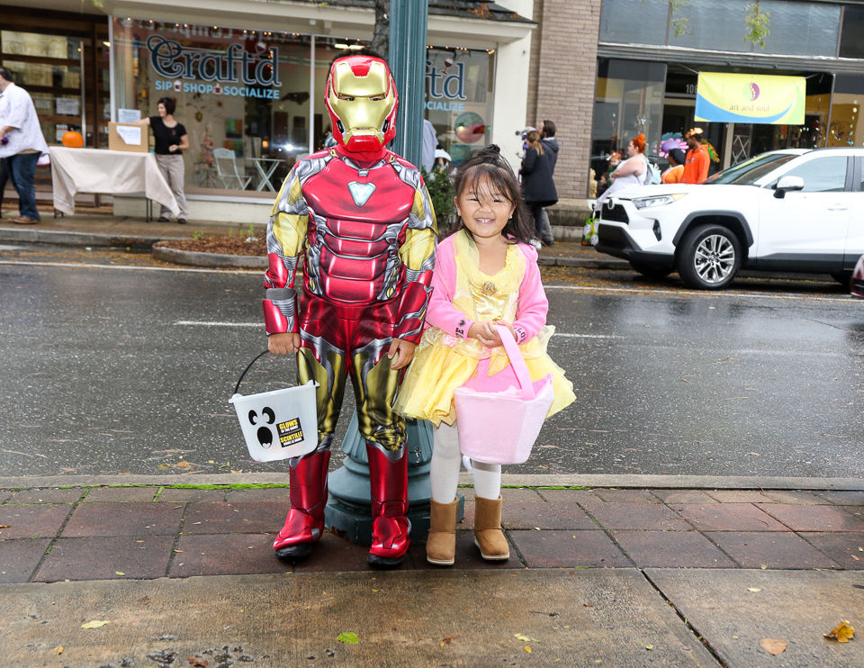 Halloween Trick or Treat Downtown Morganton 2019-9498.JPG